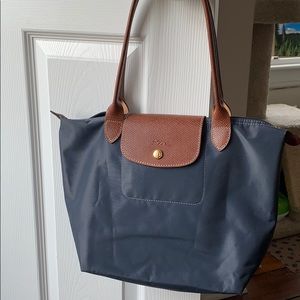 NWOT Longchamp grey medium tote!
